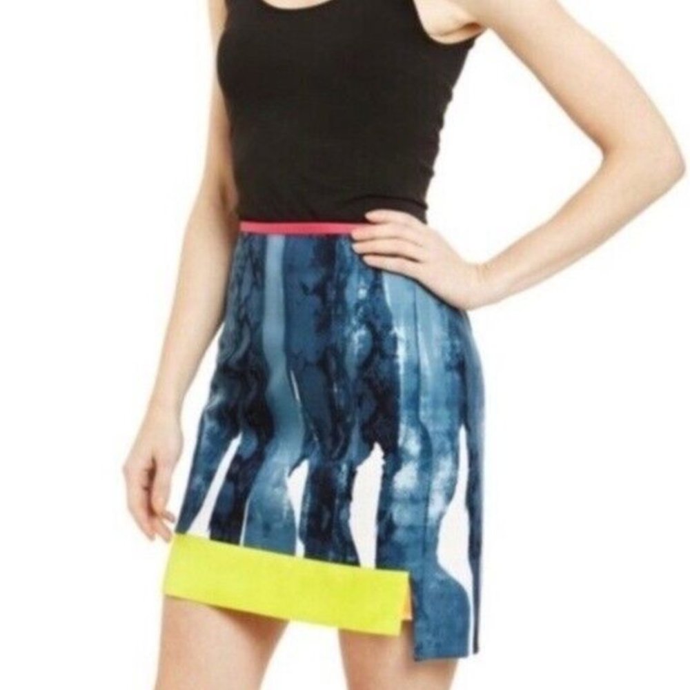 T Tahari Borage Great Falls Asymmetrical Skirt, Size 8